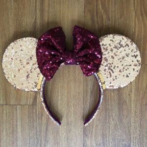 Rose gold Minnie Ears with burgundy bow